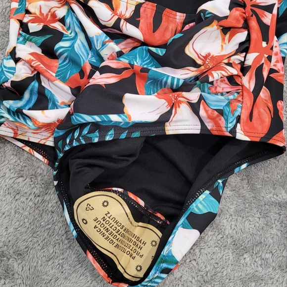 SPORLIKE NWT Ruffle High Waisted Swimsuit Two Pieces Push Up Bikini Size Large - Picture 4 of 6